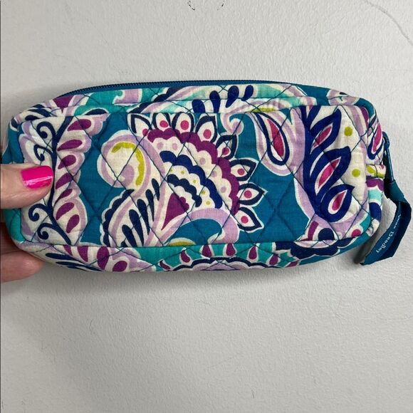 Vera Bradley Handbags - Vera Bradley Waikiki Paisley Cosmetic Bag